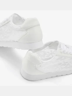 LASCANA Baskets<Baskets sneakers avec dentelle tendance, effet légèrement transparent