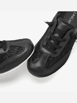 LASCANA Baskets<Baskets sneakers faciles à enfiler avec détails en dentelle tendance