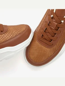 LASCANA Baskets<Baskets talon légèrement compensé au style chunky tendance