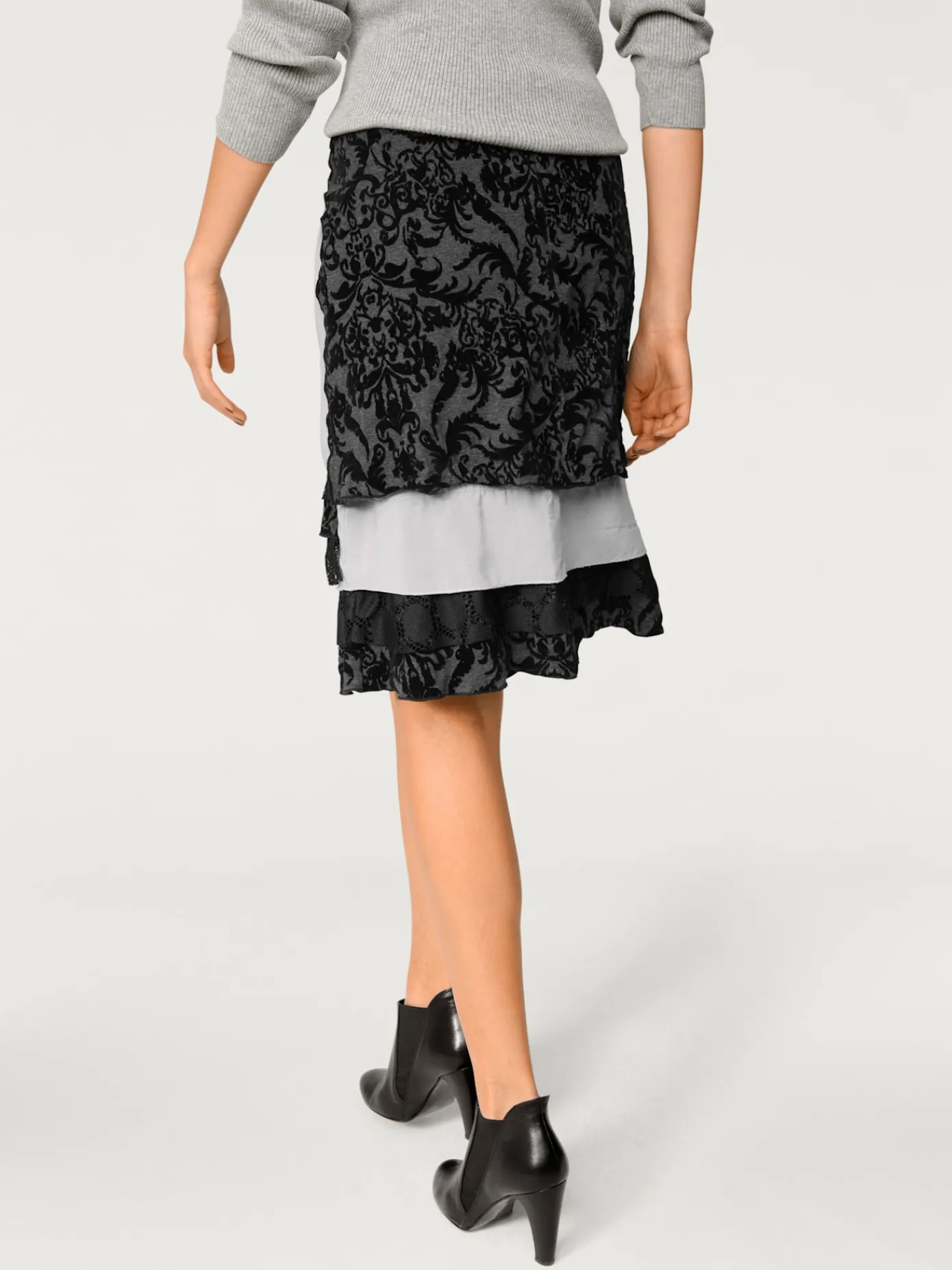 Ashley Brooke Jupes<Jupe à niveaux coupe légèrement évasée