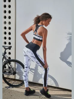 LASCANA ACTIVE Pantalons<Legging caleçon performance en mélange de matières