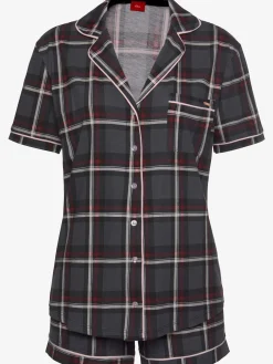 s.Oliver Pyjamas<Élégant pyjama court avec motif sur toute la surface