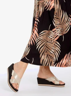 LASCANA Mules<Mules de bain talon tendance pour une marche agréable