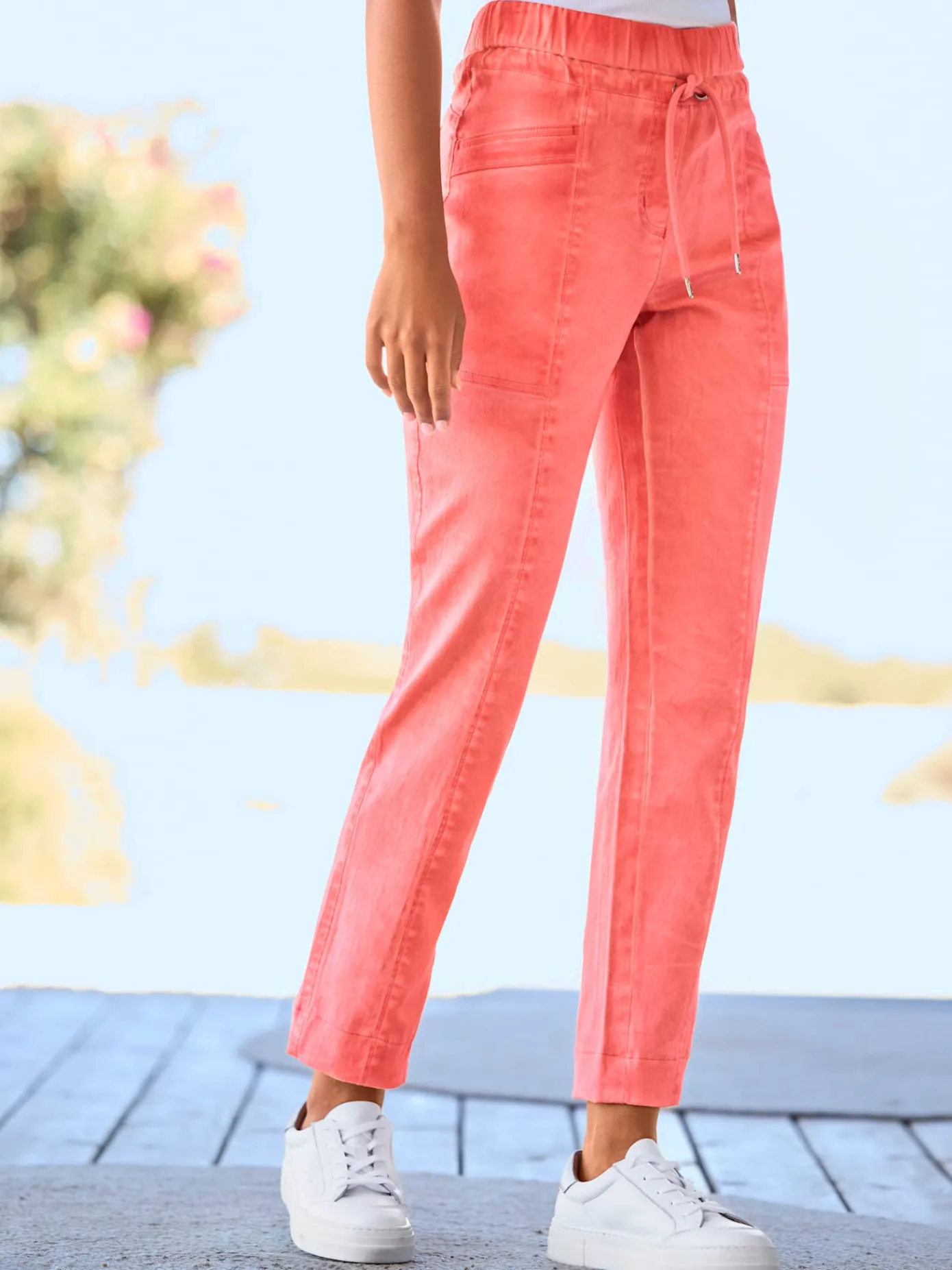 Best Connection Pantalons<Pantalon délavage « oil dyed » tendance
