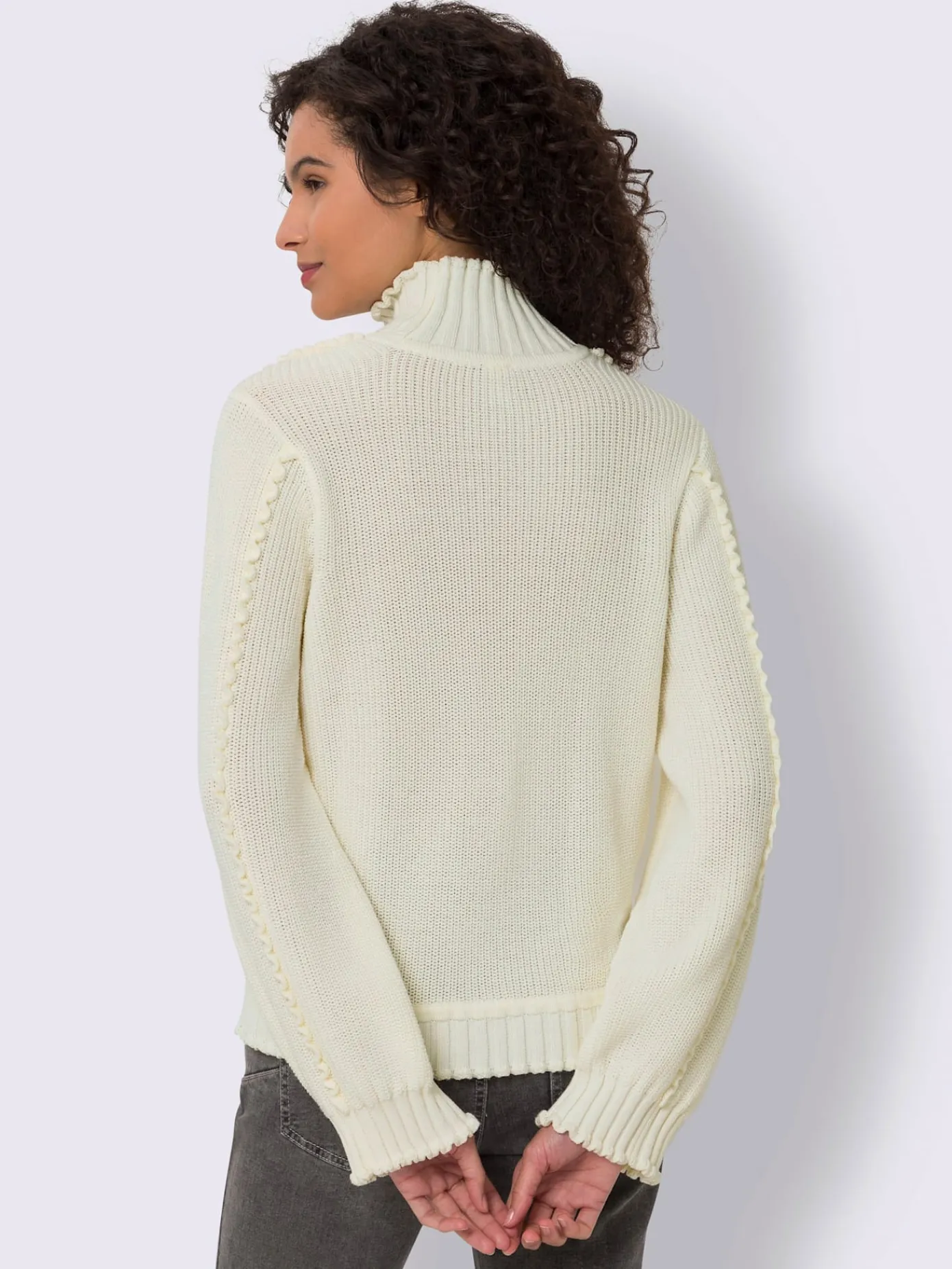 Linea Tesini Pulls<Pull à col montant finitions ondulées flatteuses