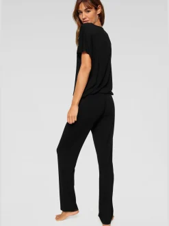 LASCANA Pyjamas<Pyjama élégant avec dentelle