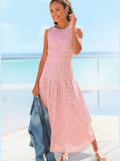 Buffalo Robes<Robe en dentelle robe d'été sans manches avec broderie ajourée