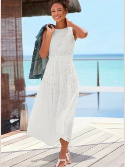 Buffalo Robes<Robe en dentelle robe d'été sans manches avec broderie ajourée