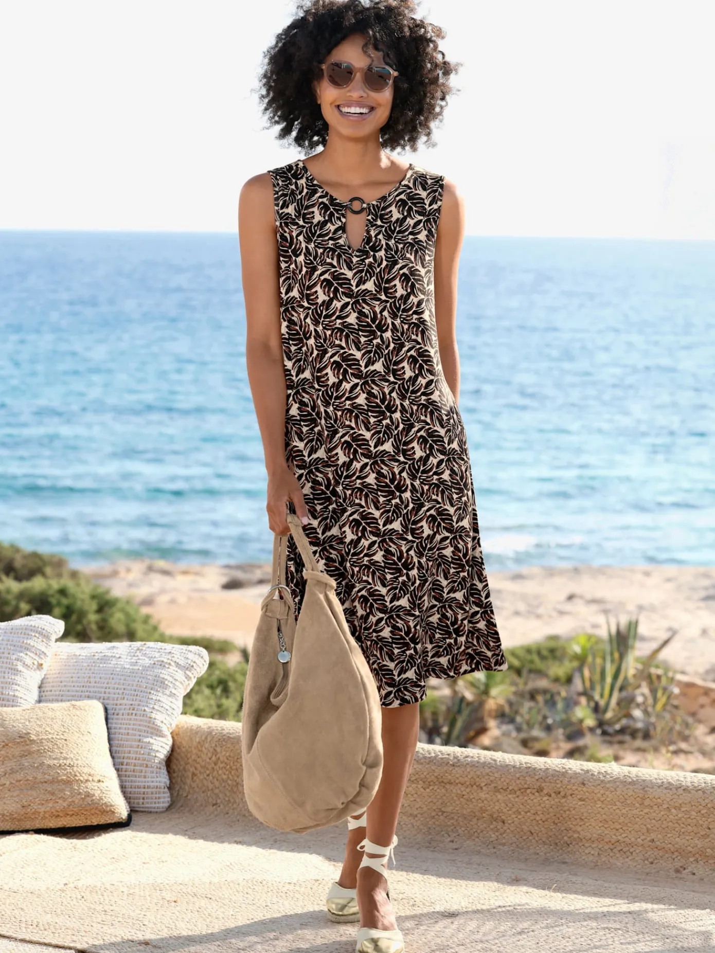 Linea Tesini Robes<Robe en jersey découpe raffinée à l'encolure