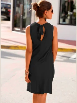 LASCANA Robes<Robe en jersey encolure haute avec ouverture