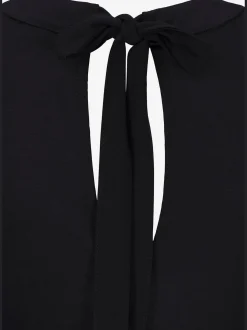 LASCANA Robes<Robe en jersey encolure haute avec ouverture