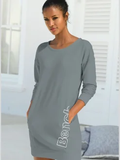 Bench. Loungewear Robes<Robe en matière sweat robe d'intérieur sportive avec grand imprimé logo