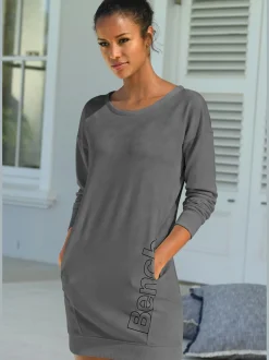 Bench. Loungewear Robes<Robe en matière sweat robe d'intérieur sportive avec grand imprimé logo