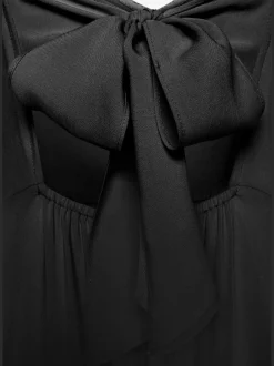 LASCANA Robes<Robe longue belle encolure en v