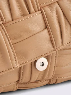 Maroquinerie<Sac aspect tressé élégant