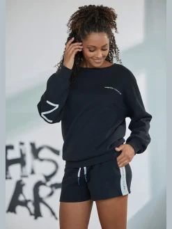 French Connection Shorts Et Bermudas|Mode De Plage<Short en matière sweat short molletonné confortable avec poches latérales fendues pratiques