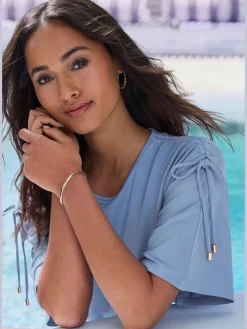 LASCANA T-Shirts<T-shirt à col rond fronce avec liens à nouer aux épaules pour régler la longueur des manches : manches courtes ou mi-longues