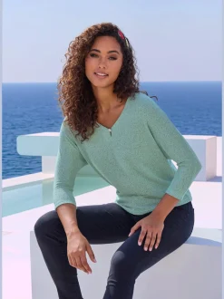 LASCANA T-Shirts<T-shirt à manches 3/4 bouton brillant à strass au niveau de l'encolure