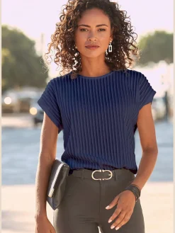 LASCANA T-Shirts<T-shirt à manches courtes encolure haute