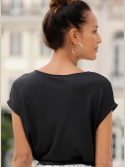 LASCANA T-Shirts<T-shirt à manches courtes encolure ronde