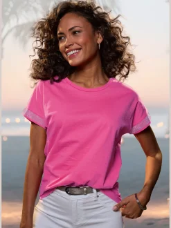 LASCANA T-Shirts<T-shirt à manches courtes strass scintillants à l'ourlet des manches pour un look élégant