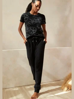 LASCANA T-Shirts<T-shirt à manches courtes t-shirt imprimé pour un look unique et audacieux