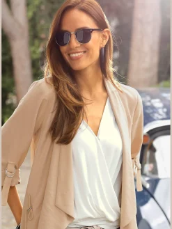 LASCANA T-Shirts<T-shirt cache-cœur encolure chevauchante avec bouton-pression