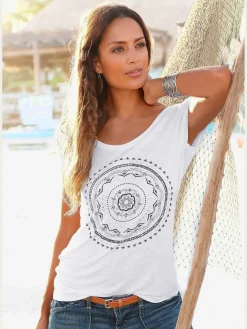 LASCANA T-Shirts<T-shirt de plage t-shirt avec imprimé tendance devant