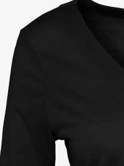 LASCANA T-Shirts<T-shirt détails boutonnés imitation corne à l'encolure en v et à l'ourlet des manches