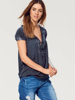 Linea Tesini T-Shirts<T-shirt en v look tendance avec empiècement smocké à l'encolure