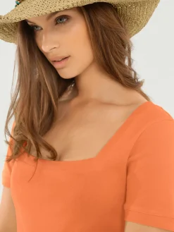 Linea Tesini T-Shirts<T-shirt grande encolure carrée