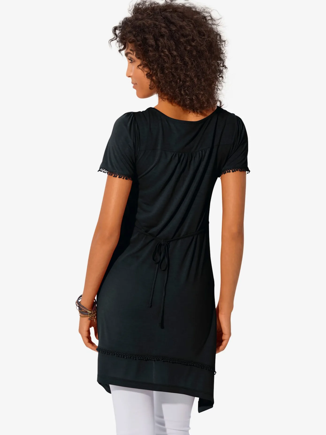 Linea Tesini T-Shirts<T-shirt long superbes détails en dentelle à l'encolure