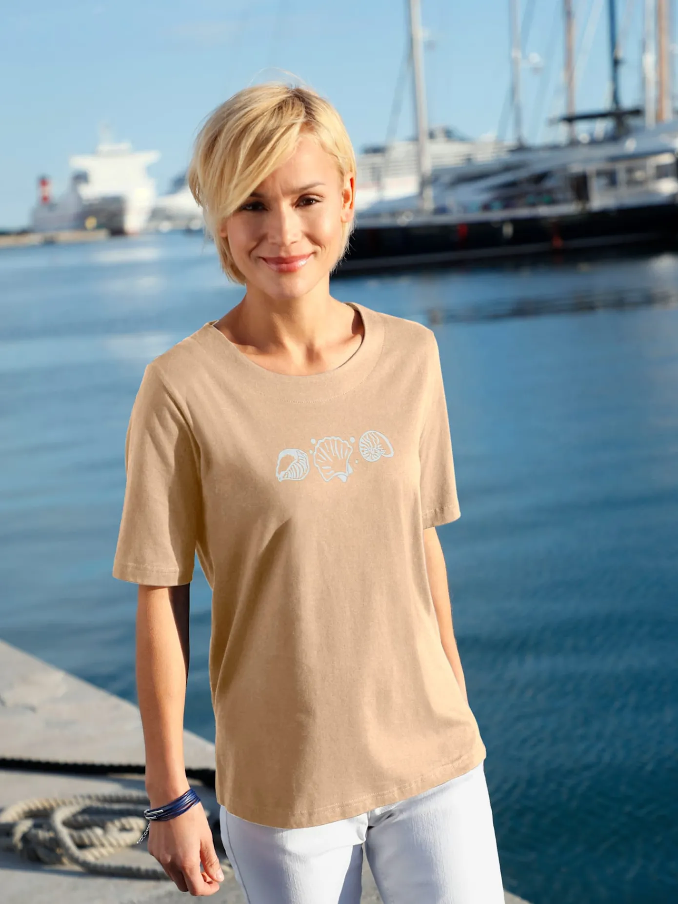 T-Shirts<T-shirt manches courtes col rond imprimé coquillages