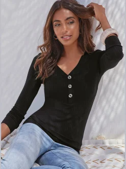 LASCANA T-Shirts<T-shirt manches longues petite patte de boutonnage avec boutons imitation corne