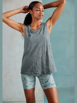 LASCANA ACTIVE Tenues De Détente<T-shirt technique t-shirt performance au look décontracté